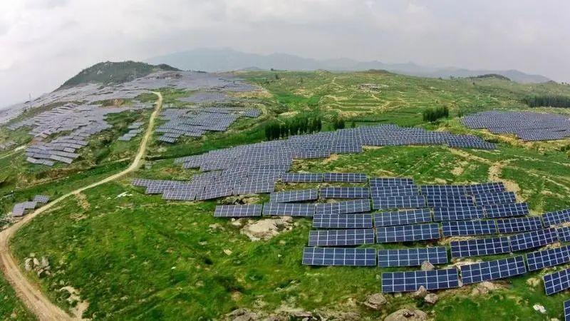 中國十三省最大光伏電站在這里！欽州康熙嶺的光伏電站能排上號(hào)了嗎？
